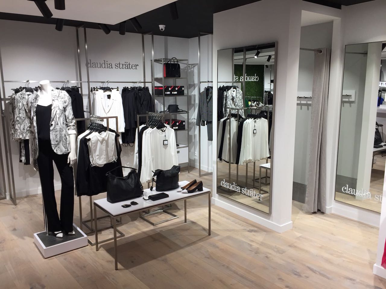Kledingzaak best sale